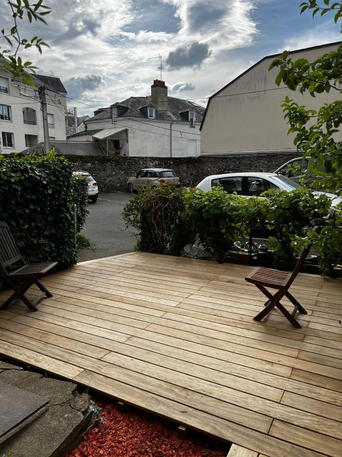 אנז'ה Charmant Studio Au Calme Terrasse Privee Place De Parking Securisee מראה חיצוני תמונה